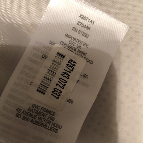 Halston cream color with slight shimmer moto jacket size 2 - Picture 6 of 8